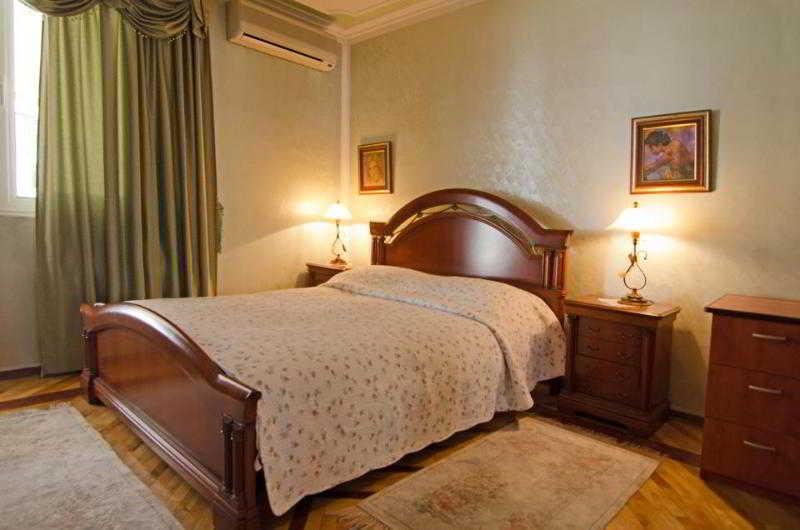 Hotel Bojatours 포드고리차 외부 사진