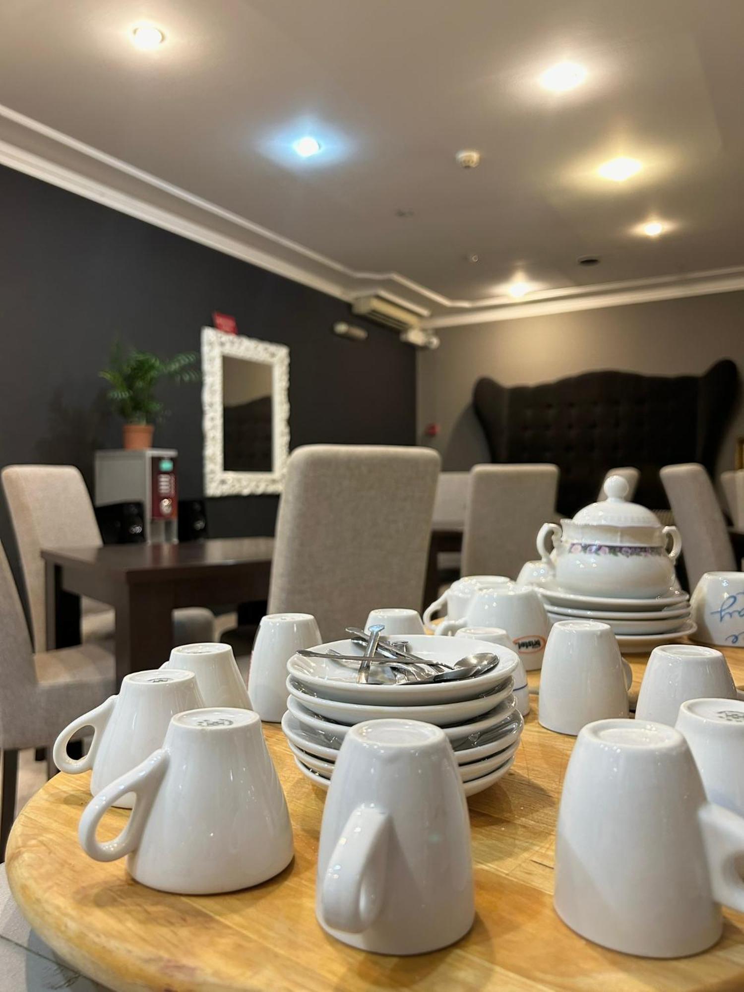 Hotel Bojatours 포드고리차 외부 사진